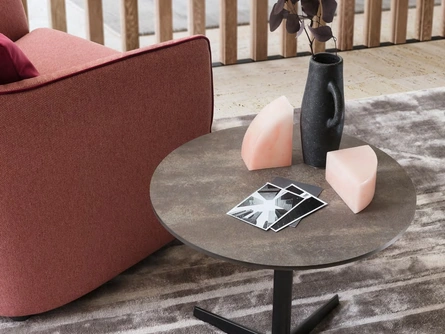 Tavolino rotondo Tweet in laminato finitura pietra di Le Comfort