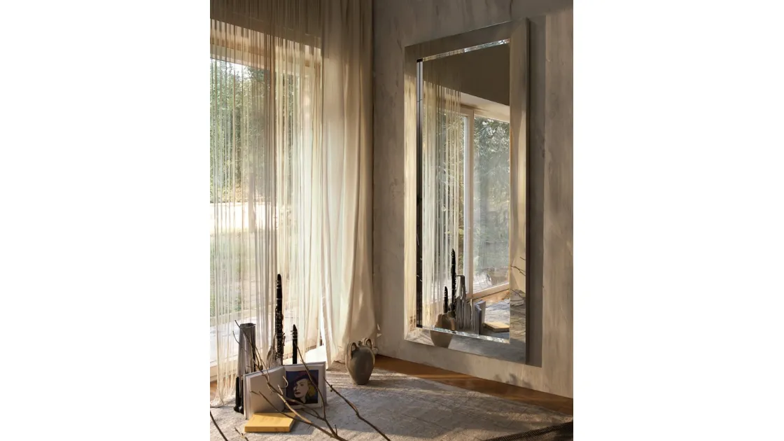 Specchio da parete Titanio con cornice in acciaio inox di Riflessi