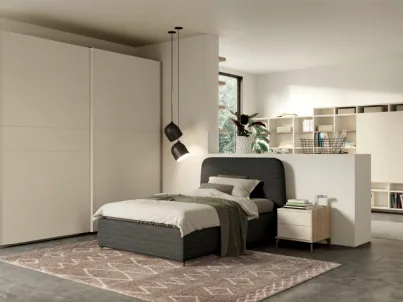 Cameretta componibile con letto imbottito, armadio ad ante scorrevoli e grande libreria a muro Momenti 11 di Febal