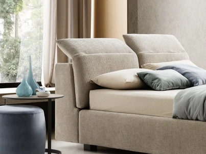 Letto in tessuto imbottito con testiera reclinabile Apollo di Le Comfort