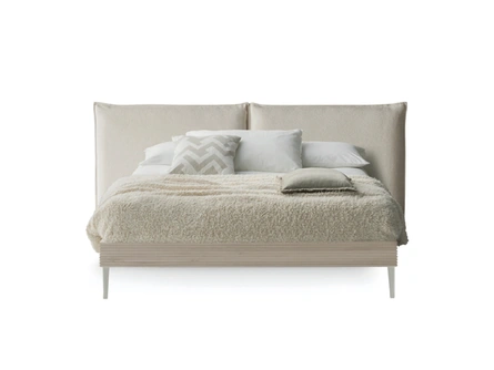 Letto Chloè con testiera imbottita di Devina Nais