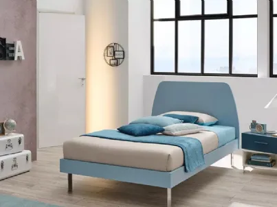 Letto a una piazza e mezza con testiera Cake in laccato opaco Cielo SC107 di Moretti Compact