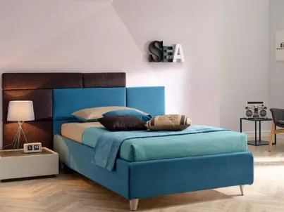 Letto con testiera di design imbottita con pannelli squadrati SC214 di Moretti Compact