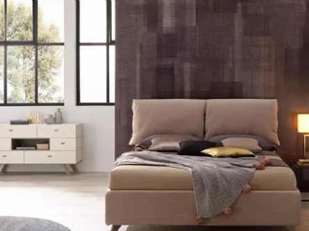 Letto in tessuto imbottito con testiera SC216 di Moretti Compact