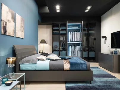 Letto in laccato grafite con testiera MC039 di Moretti Compact