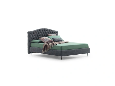 Letto classico Renoir in pelle trapuntata di Le Comfort