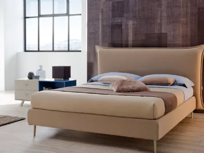 Letto in tessuto imbottito con testiera SC219 di Moretti Compact