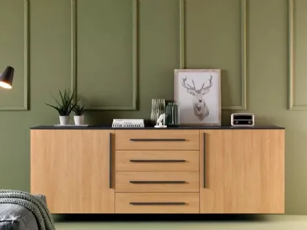 Madia dal design decorativo elegante con struttura laccata grafite LV203 di Moretti Compact