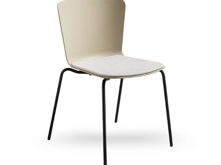 Sedia impilabile Calla di Midj