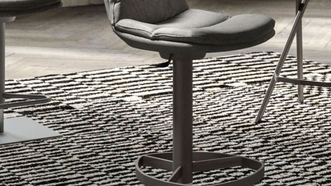 Sgabello imbottito Marlon di Ozzio