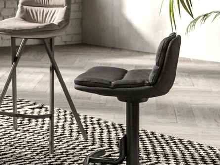 Sgabello Morfeo di Ozzio