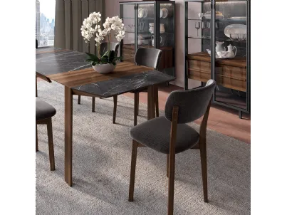 Tavolo allungabile in impiallacciato Eucalipto chiaro e top in gres lucido Stone grey Thibaut di Febal