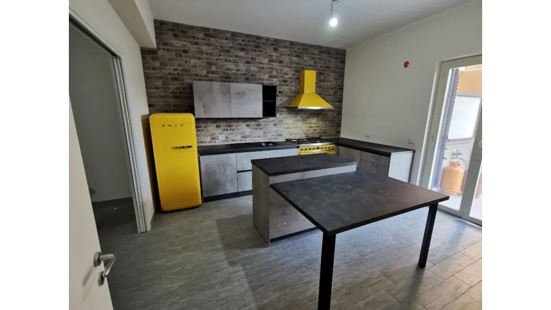 Cucina Febal Modula Stile Industrial a Catania: Carattere e Design Unico