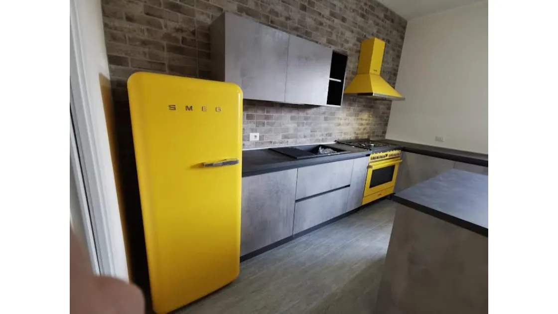 Cucina Febal Modula Stile Industrial a Catania: Carattere e Design Unico