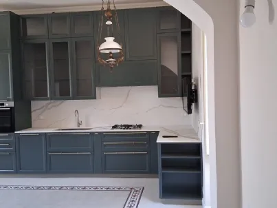 Cucina Febal in un Appartamento Liberty a Piedimonte Etneo: Elegante Incontro tra Storia e Modernità